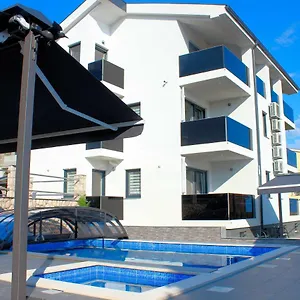 Buba **** Apartment