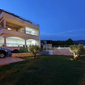 Residenca Apartment