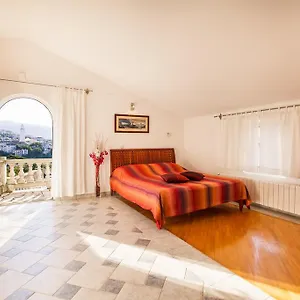 Zanic Apartment