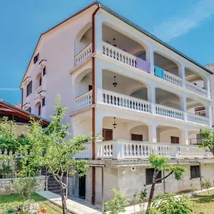 Skulin Apartment